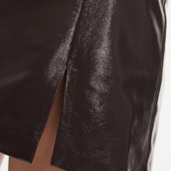 NWOT. Top Shop Faux Leather Mini Skirt SZ 6 US - Picture 3 of 4